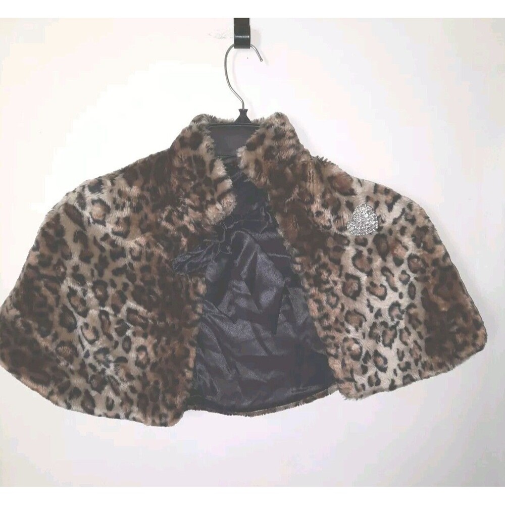Toby Girls Leopard Print Cape/Capelet Sizes 4-14 Attached Sparkly Heart  Brooch